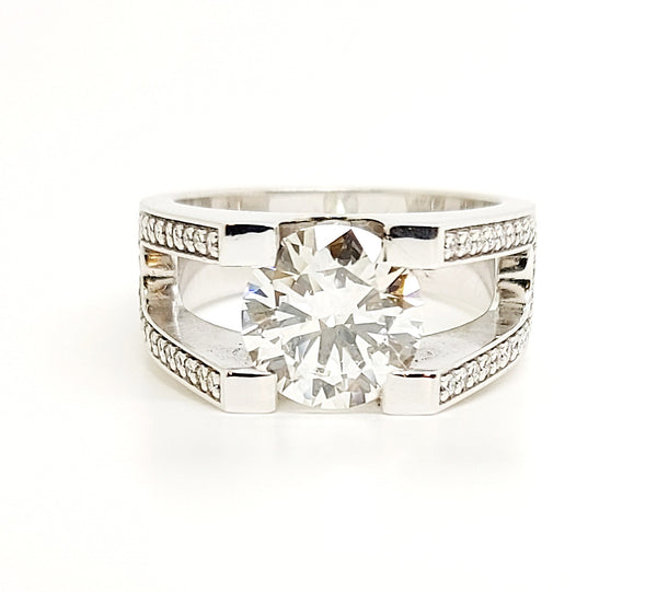 4 CT LAB GROWN DIAMOND RING