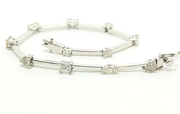 Diamonds Bracelet in Alternating Cuts AD No: 2830