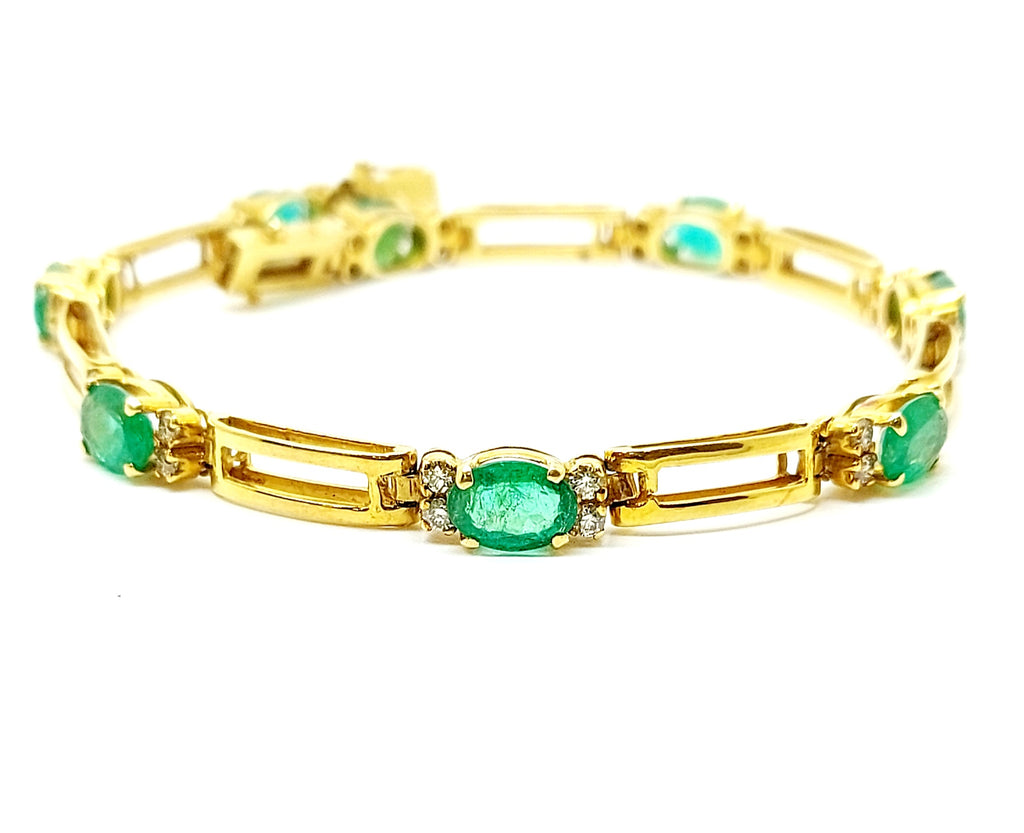 Emerald and Diamond Paperclip Bracelet In 18k Yellow Gold AD NO: 1405