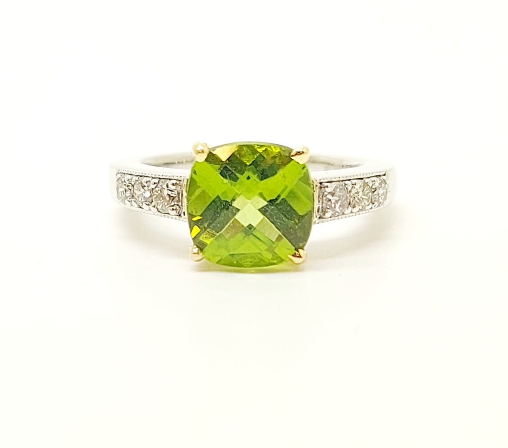 Peridot and Diamond Ring ( AD NO. 2908)