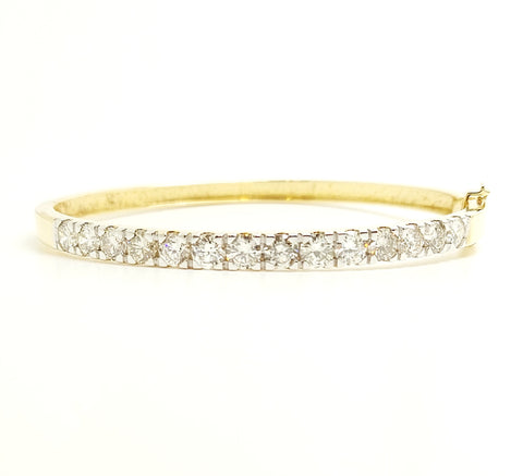 Diamond Bar Bangle in 14K Yellow Gold