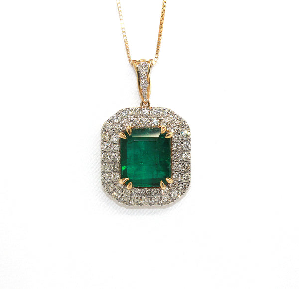 Emerald Double Diamond Halo Necklace Ad No. 4037
